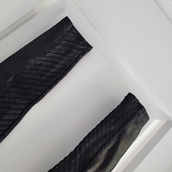 Spanx black faux leather moto legging! - Picture 5 of 13